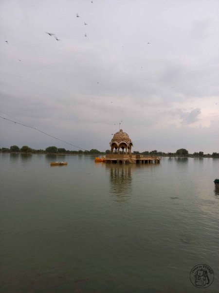 Gadisar Lake